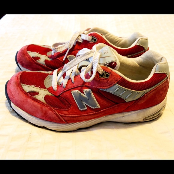new balance 991 red